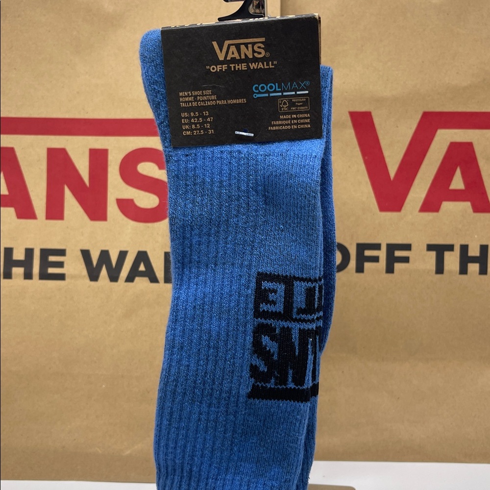VANS "Off The Wall" Crew socks 
Vans socks (1 pair)